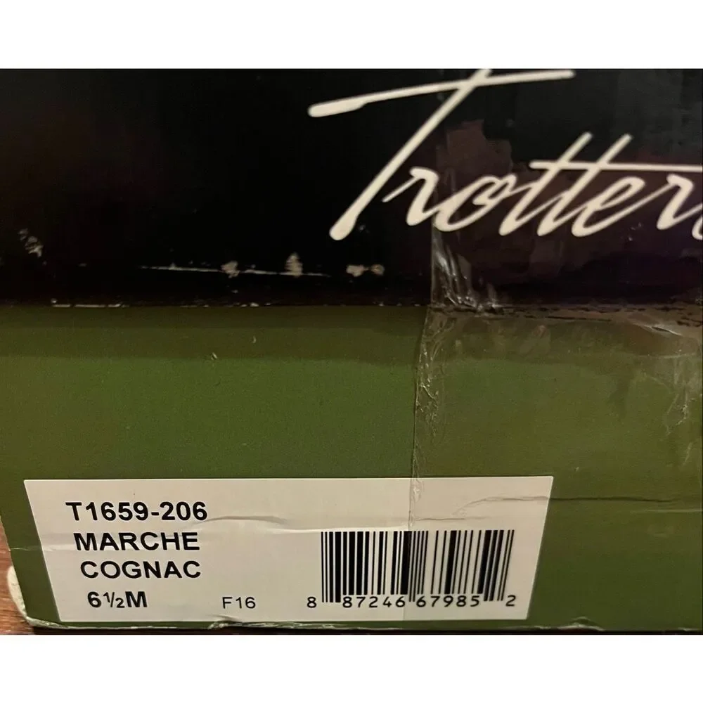 Trotters Marche slip-on wedge loafers in leather Size 6.5